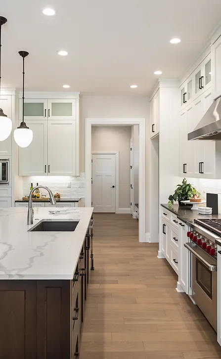 Cuisine moderne rénovée par MHN Construction a Maisons Alfort